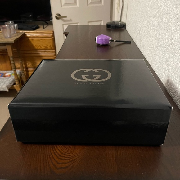 Gucci Guilty empty gift box - Picture 3 of 9